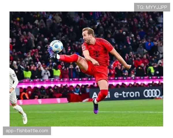 凯恩点射绝杀，拜仁慕尼黑2-1险胜奥格斯堡